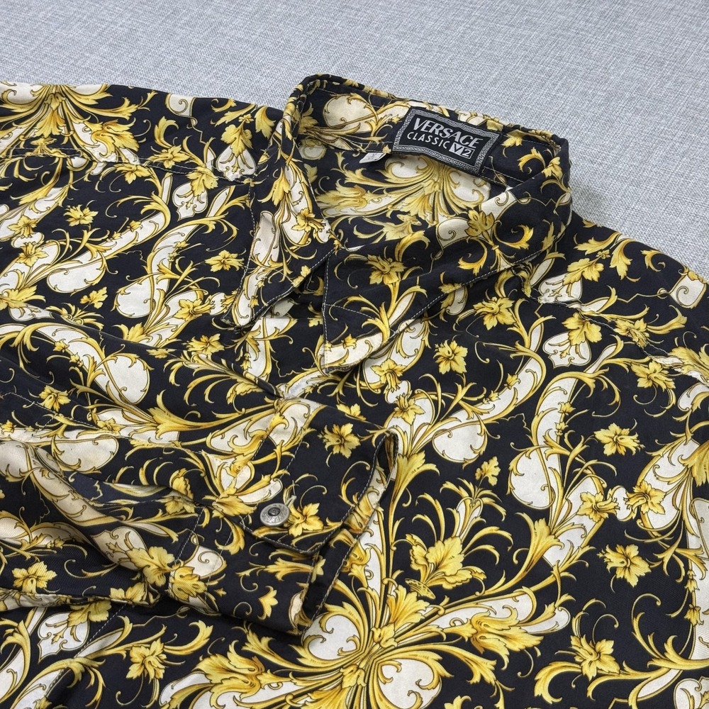 Versace Classic V2 Paisley Silk Button-Up Shirt Mens XL Black Gold Made Spain